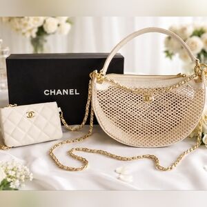 Chanel Cream Gold Mesh Crescent Shoulder Hobo Bag W/Pouch NEW GWP